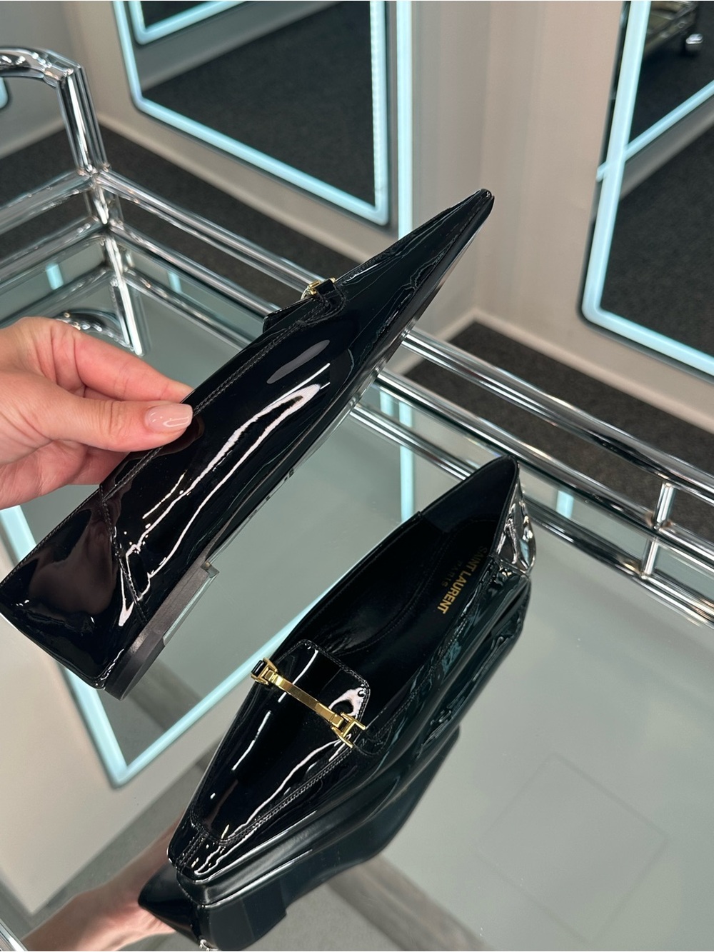 Saint Laurent Flats - Picture 6 of 9